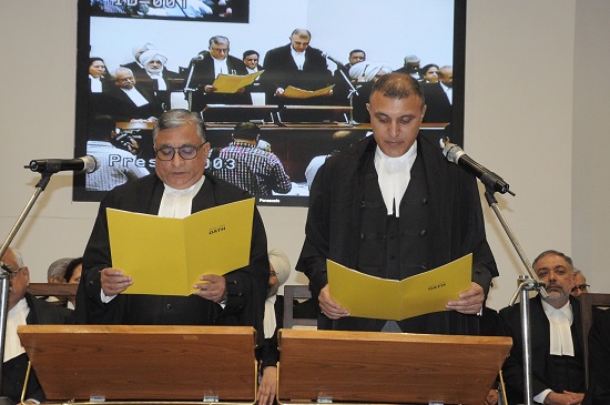 Chief Justice administers oath to Four New Additional High Court Judges  