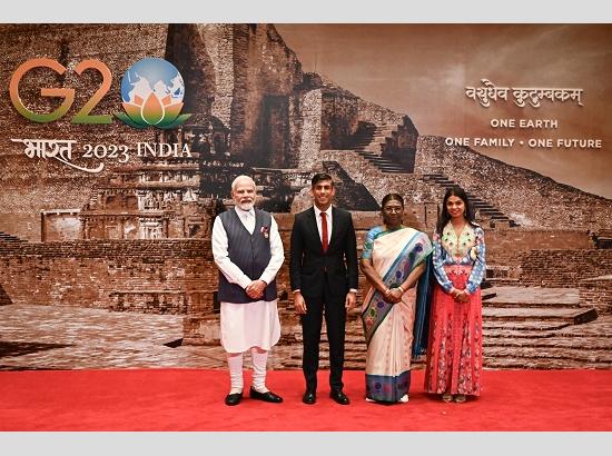 In Pictures: President Droupadi Murmu hosts grand dinner for G20 leaders 