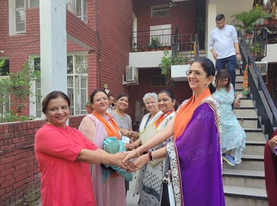 Chandigarh: Priya Tandon celebrates Mother's Day at Sector 43