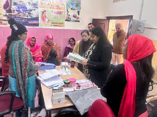 DC visits ‘Mamta Diwas Camp’, reviews maternal, child healthcare services