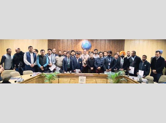 Railway felicitates 16 employees with ‘Safety Award’ for ensuring safe train operations