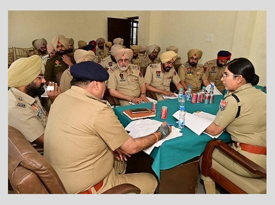 SSP Bathinda Holds Crime Review Meeting at PS City Rampura
