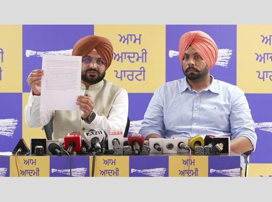 AAP attacks Congress and BJP for 'paddling' drugs in Punjab