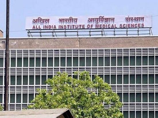 'Replenish electrolytes, not just water': AIIMS doctor warns as heatwave intensifies
