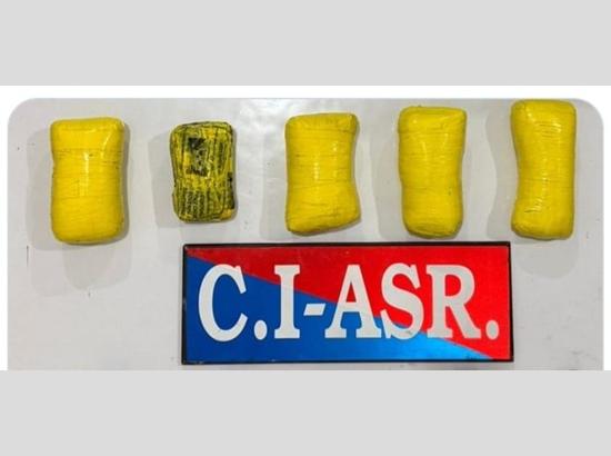 Cross-border narcotics smuggling network busted in Amritsar, one held with 5 kg of heroin