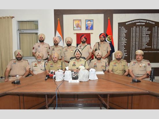 Five linked to cross-border narcotics smuggling cartels held with 7 kg heroin in Amritsar