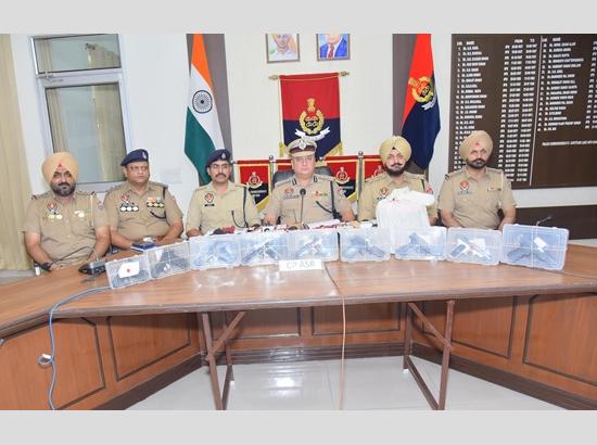 Juvenile among 5 held with 9 pistols, 6 kg heroin in Amritsar