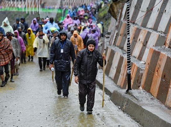 Amarnath Yatra 2026: First batch of pilgrims departs from Baltal and Pahalgam base camps a