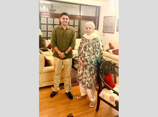 Sachin Pilot calls on Ambika Soni