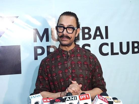 3 Idiots not based on life of Sonam Wangchuk: Aamir Khan