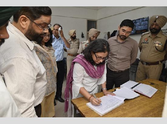 CEO Punjab Anindita Mitra Conducts Quarterly Inspection of EVM/VVPAT Warehouse at Jalandhar