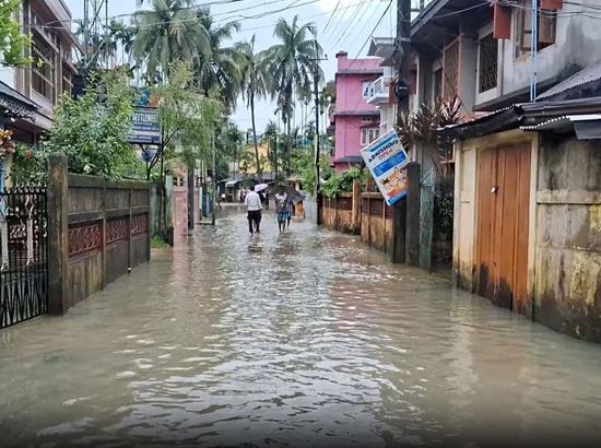 Flood situation in Assam's Sribhumi remains grim, 40,000 people affected
