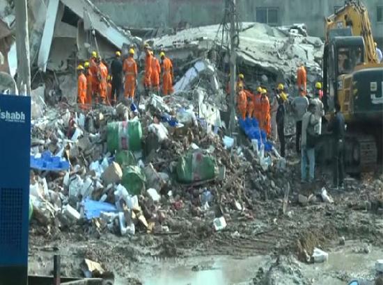 Lucknow Building Collapse: Death toll rises to 8, 28 injured