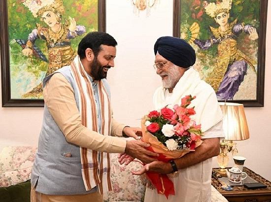 Haryana CM Naib Singh Saini Visits Bhupinder Singh Dhillon to Inquire About His Health