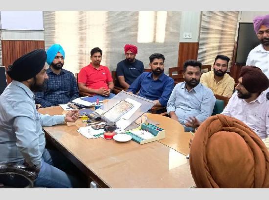 CAO holds meeting with Pellet Plants, Biomass Units to strengthen paddy stubble management