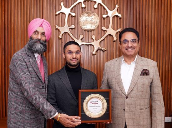 CGC Chairman honoured with Prestigious Quality Education Award by Punjab Education Minister