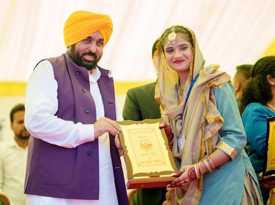 80th year of Independence to be a year of economic freedom for Punjab’s women: Punjab CM Mann; View Pics