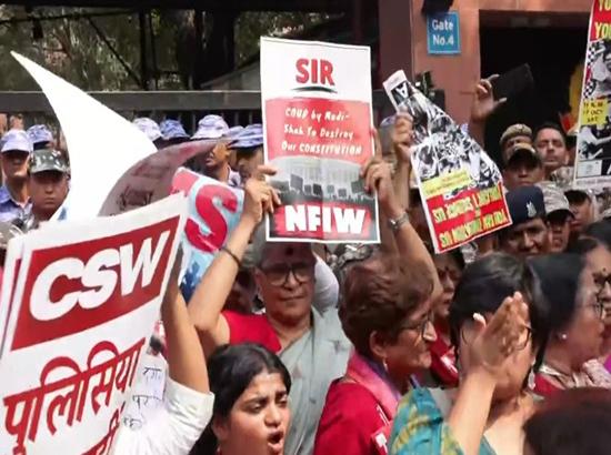 Women's groups hold protest march to Delhi Police headquarters over alleged sexual violence during SIR protests
