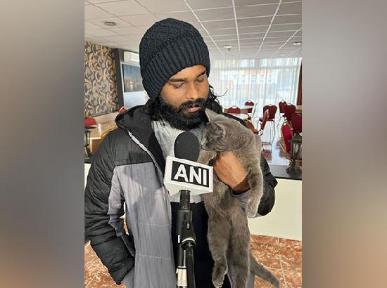 After being denied flights over restrictions on boarding pets, student finally allowed to come to India from Ukraine with his cat