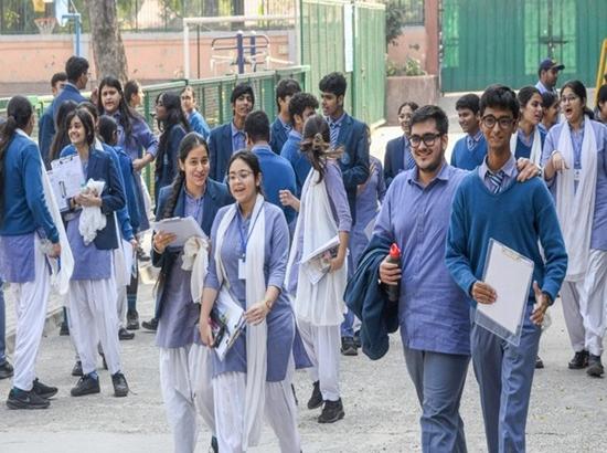 CBSE declares class 10th examination results, girls outshine boys with 95 % passing percentage