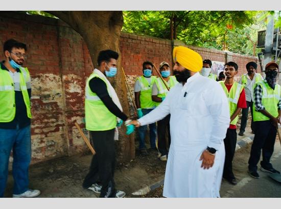 Mann Govt rolls out hybrid cleaning model in Patiala, sets 30-day target to make it Punjab’s cleanest city