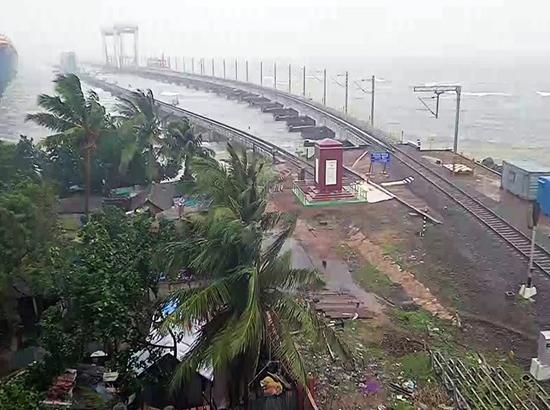 Cyclone Ditwah: Tamil Nadu Govt makes arrangements for food, shelter for 1 lakh people 