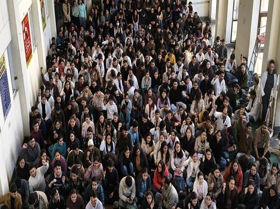 Resident doctors begin indefinite strike across Himachal Pradesh over termination of IGMC doctor
