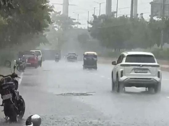 Delhi-NCR sees sudden weather change as rain hits, thunderstorms expected later in day