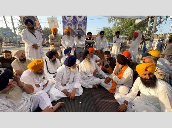 Deadlock continues over Jhota’s cremation; SGPC announces museum tribute, aid for injured