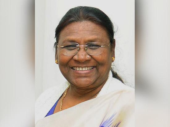 President Dropdi Murmu casts her vote in National Capital, watch video