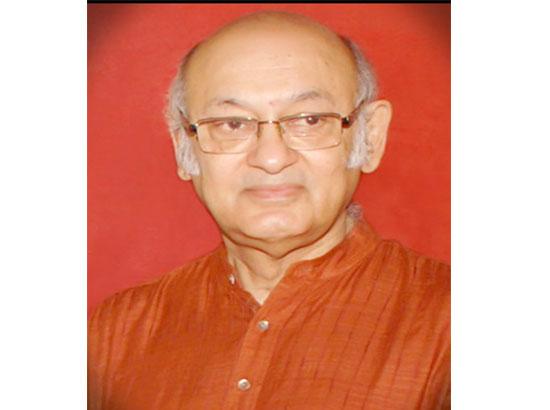 Arya Shiksha Mandal President Chander Mohan announces free Education to Kusum 
