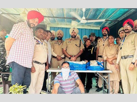 Punjab: Bathinda police recover Rs 1.2 crore from man in bus
