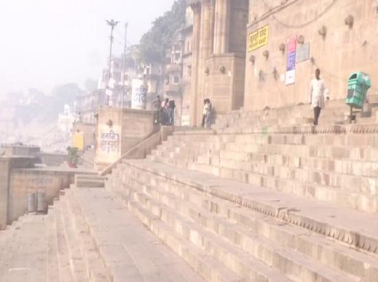 Amid COVID-19, Ganga ghats in Varanasi remain deserted on Holi