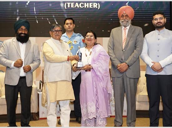 Punjab Governor Kataria lauds role of private schools in providing quality education