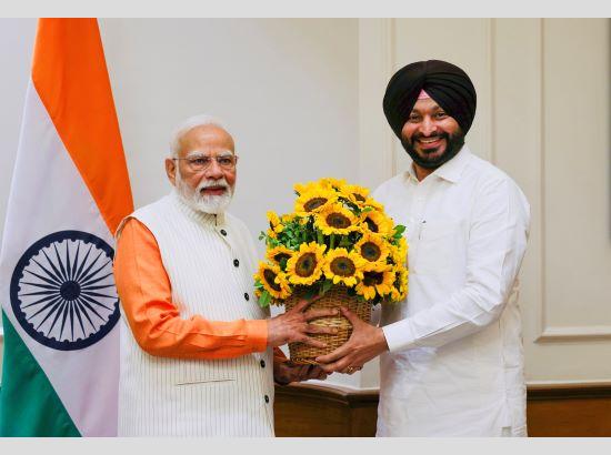 Ravneet Bittu meets PM Modi, lauds victory over Pakistan
