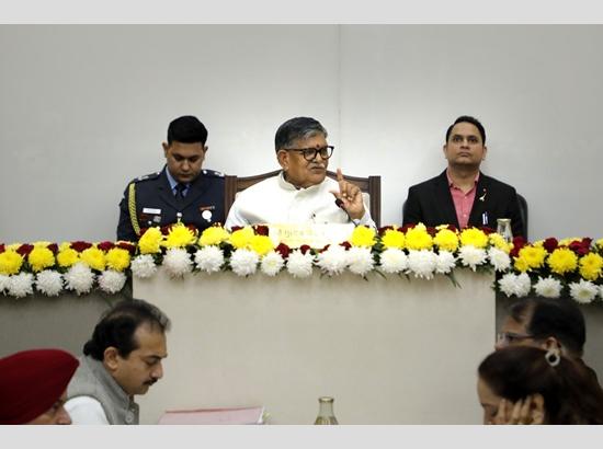 Chandigarh: UT Administrator Gulab Chand Kataria addresses MC Chandigarh house meeting