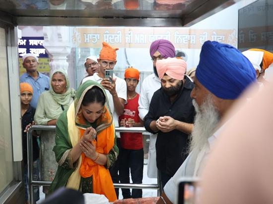 Yami Gautam visits Patna Sahib, seeks blessings ahead of ‘Nayyi Navelli’ release