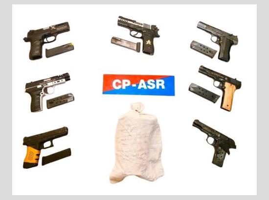 Amritsar Police dismantles drug & Illegal arms smuggling module, 1 arrested with 2.1 kh Heroin and 7 sophisticated pistols: DGP