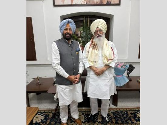 Punjab BJP President Kewal Dhillon meets Baba Gurinder Singh head of Dera Beas