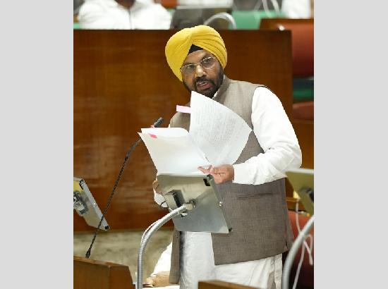 Harbhajan Singh ETO bats for speed up construction of Makhu Railway Over Bridge