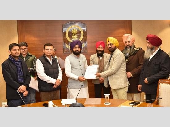 16 Kanoongos promoted as Naib Tehsildars