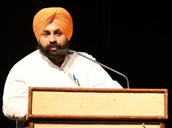 Punjab Govt reimposes blackout from 9:30 pm to 5:30 am, appeals for calm: Minister Harjot Bains