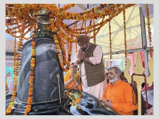 MLA Bhullar extends Maha Shivratri greetings, offers prayers for prosperity