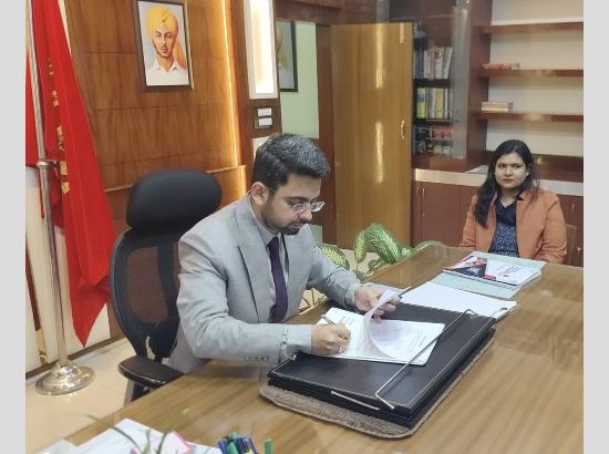 Sagar Setia assumes charge as Deputy Commissioner Moga 