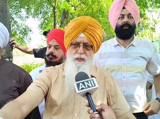 Amritsar canal breach floods nearby areas; administration reduces water level to control situation