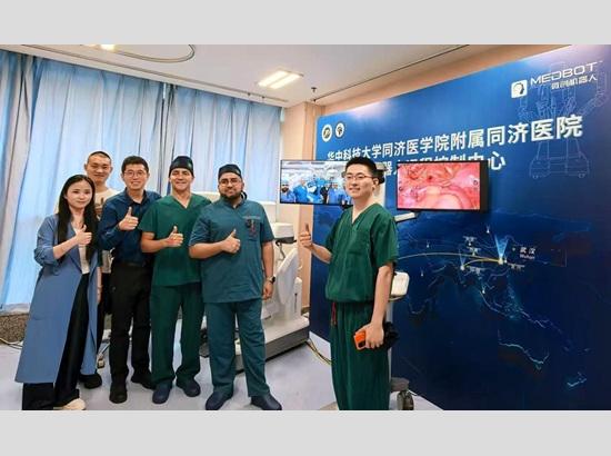 Indian Doctor performs robotic surgery from China on Hyderabad patient 3,000 km away