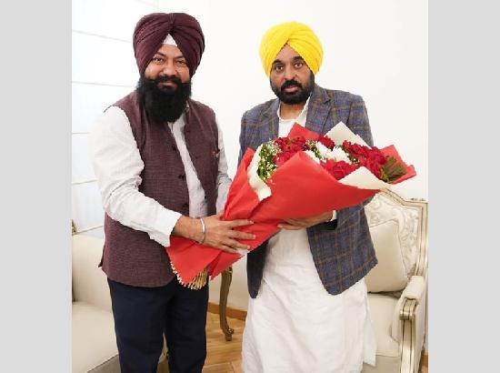 Punjab SC Commission Chairman Jasvir Singh calls on CM Mann