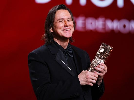 Jim Carrey receives honorary award at Cesar Awards 2026, delivers  emotional speech in French