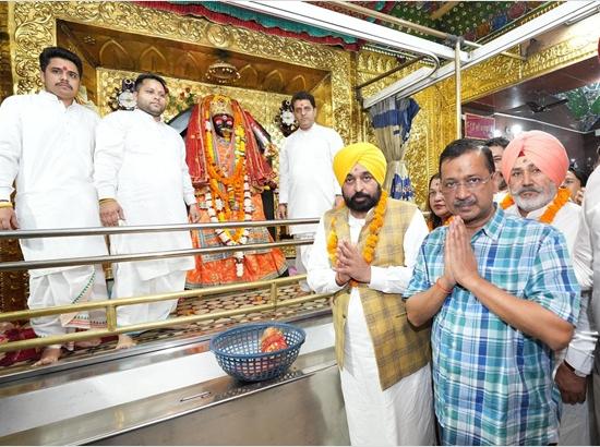 Mann, Kejriwal announce major revamp of Patiala's Sri Kali Mata Mandir; Sarovar to be rejuvenated after 30 years 