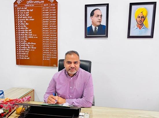 Kamaljeet Paul assumes charge as DPRO, Hoshiarpur  